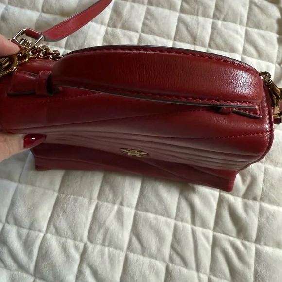 Tory Burch Kira Red Quilted Leather Bag ❤️ - Picture 4 of 15